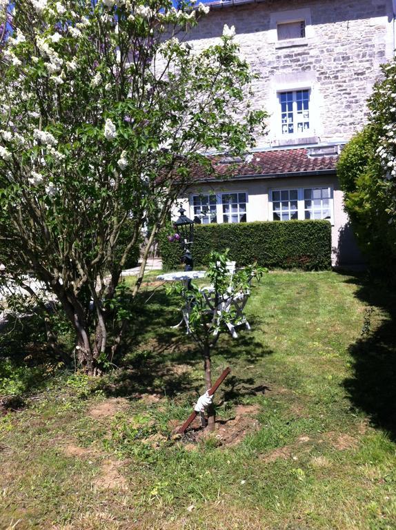Les Lilas Roses Chamouilley Kültér fotó